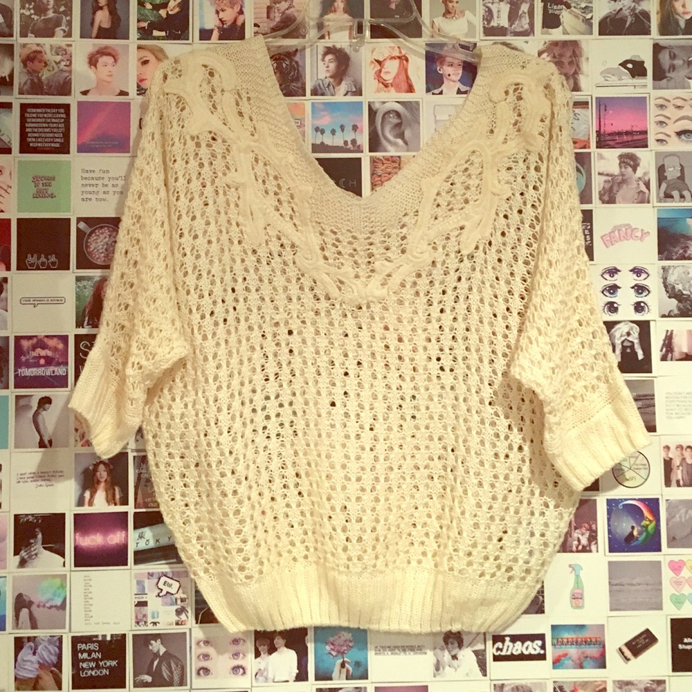 Forever 21 White pullover